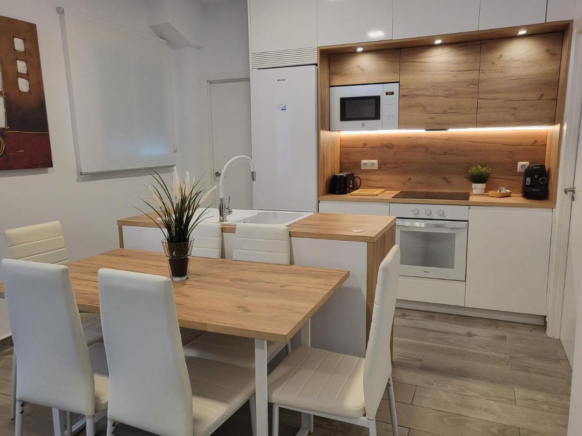 Maria Malaga Breeze Apartment Luaran gambar