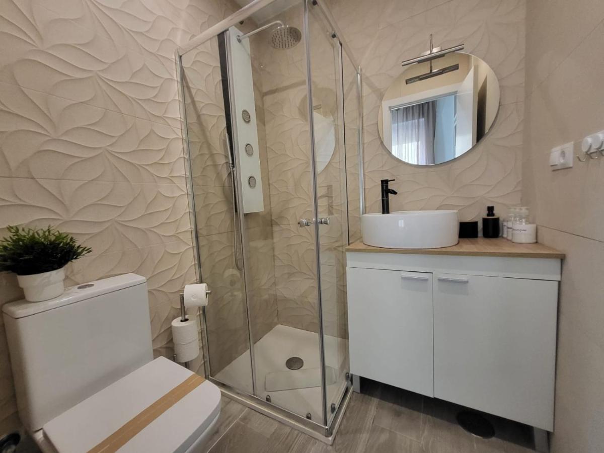 Maria Malaga Breeze Apartment Luaran gambar